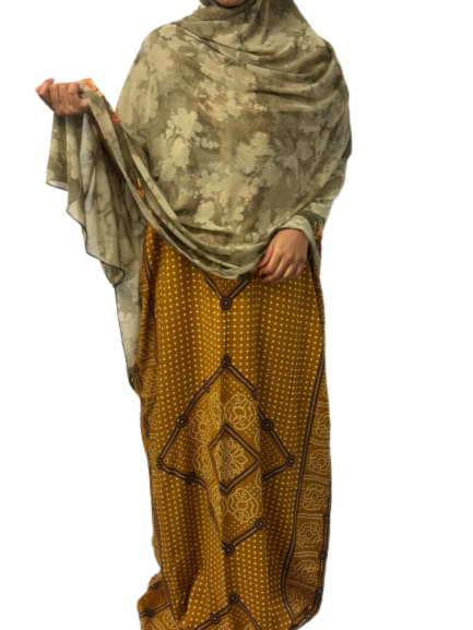 Printed Baati set with chiffon hijab